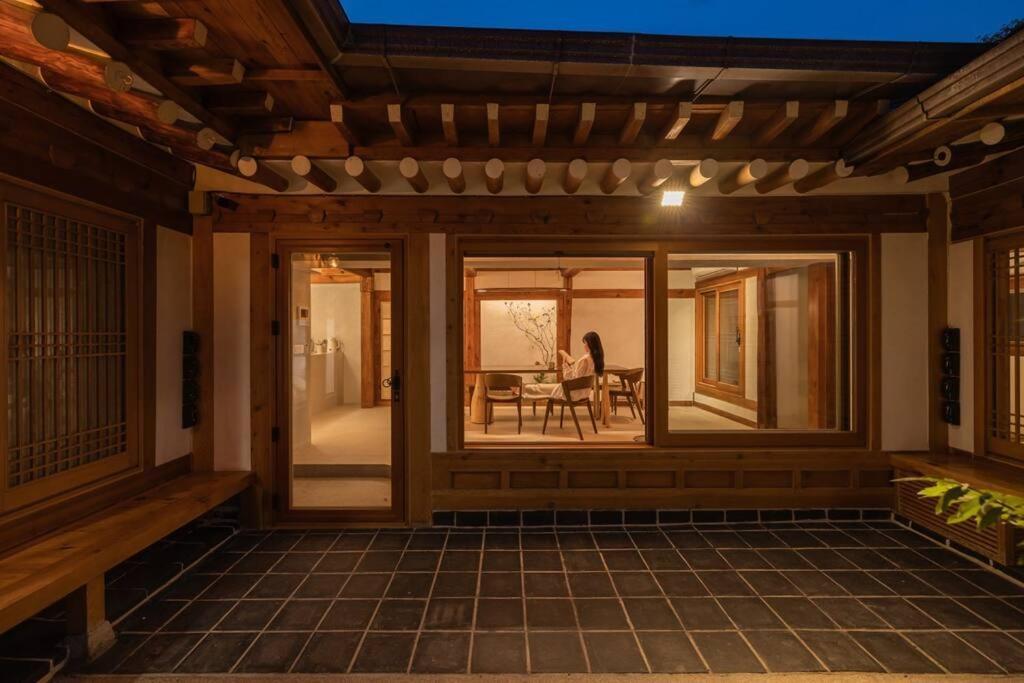 Hanok Yul Jae * Seoul